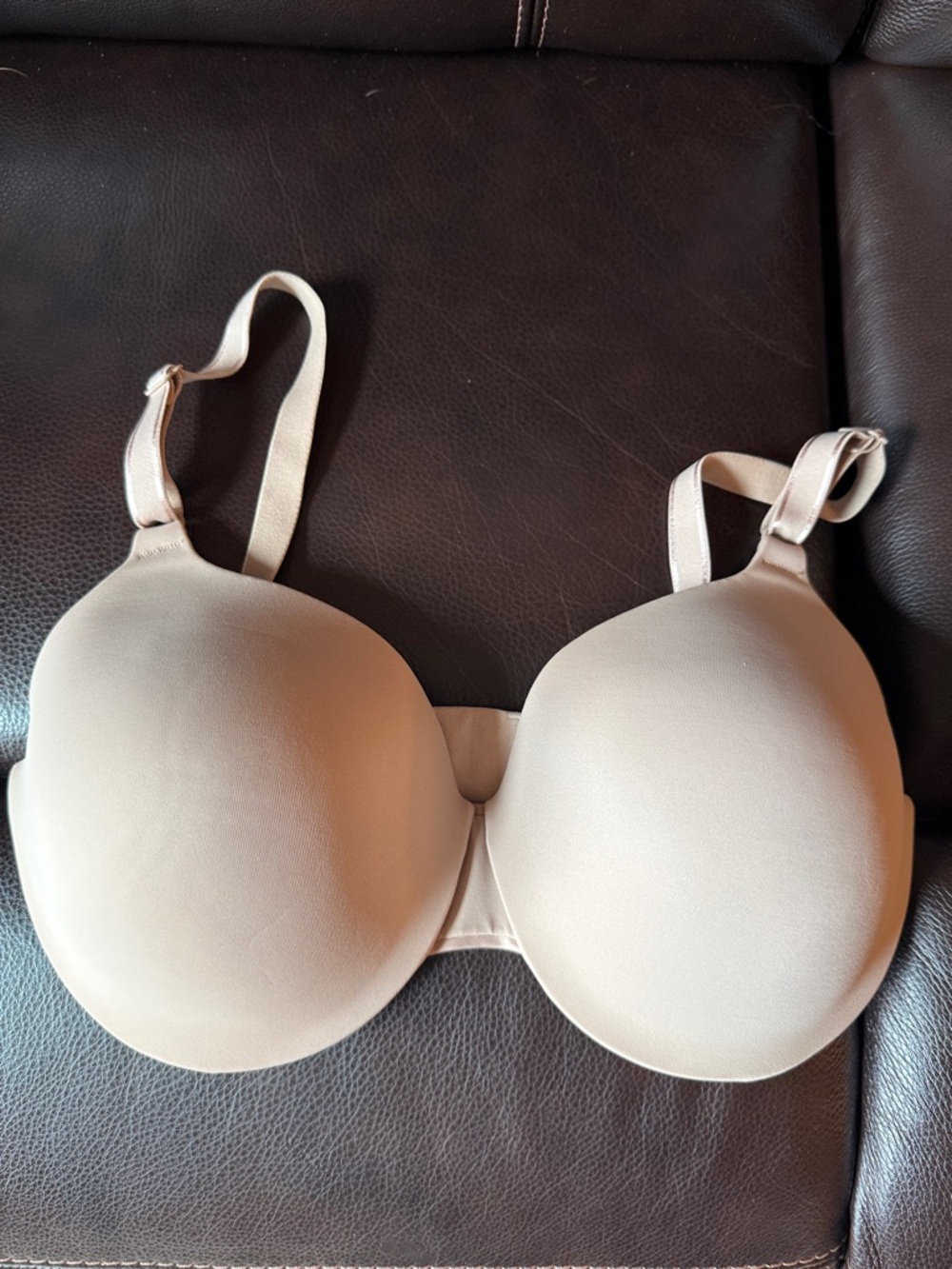 Bundle of 2 Warner's Beige Nude Bra - Smooth Stretch Support.  Size 36DD. - Picture 2 of 8